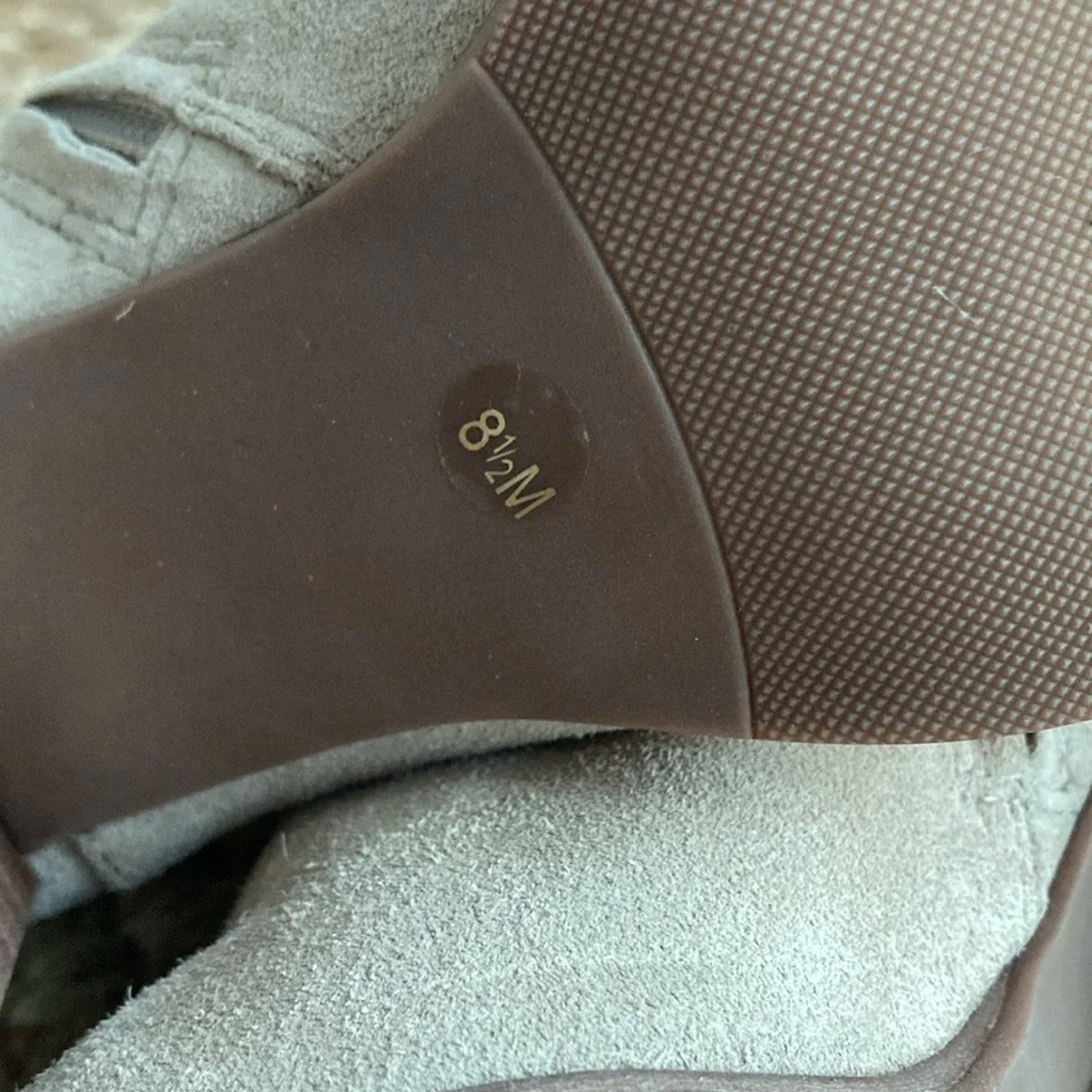 New: Tory Burch Sophia 65mm Suede Bootie. Size 8.5